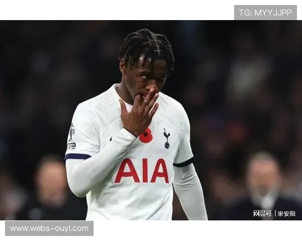 热刺评估乌多吉膝盖不适情况 球员未参加近期训练 热刺评估乌多吉膝盖不适情况 球员未参加近期训练