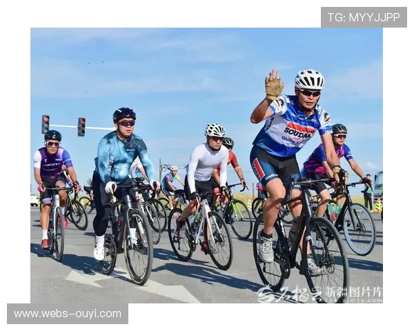 公路自行车运动残酷性凸显:车手忍伤完赛与极限耐力考验 公路自行车运动残酷性凸显:车手忍伤完赛与极限耐力考验