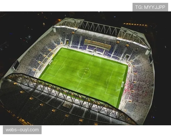 普鲁士公园球场改造完成，新地下排水系统保障场地硬度利于逼抢